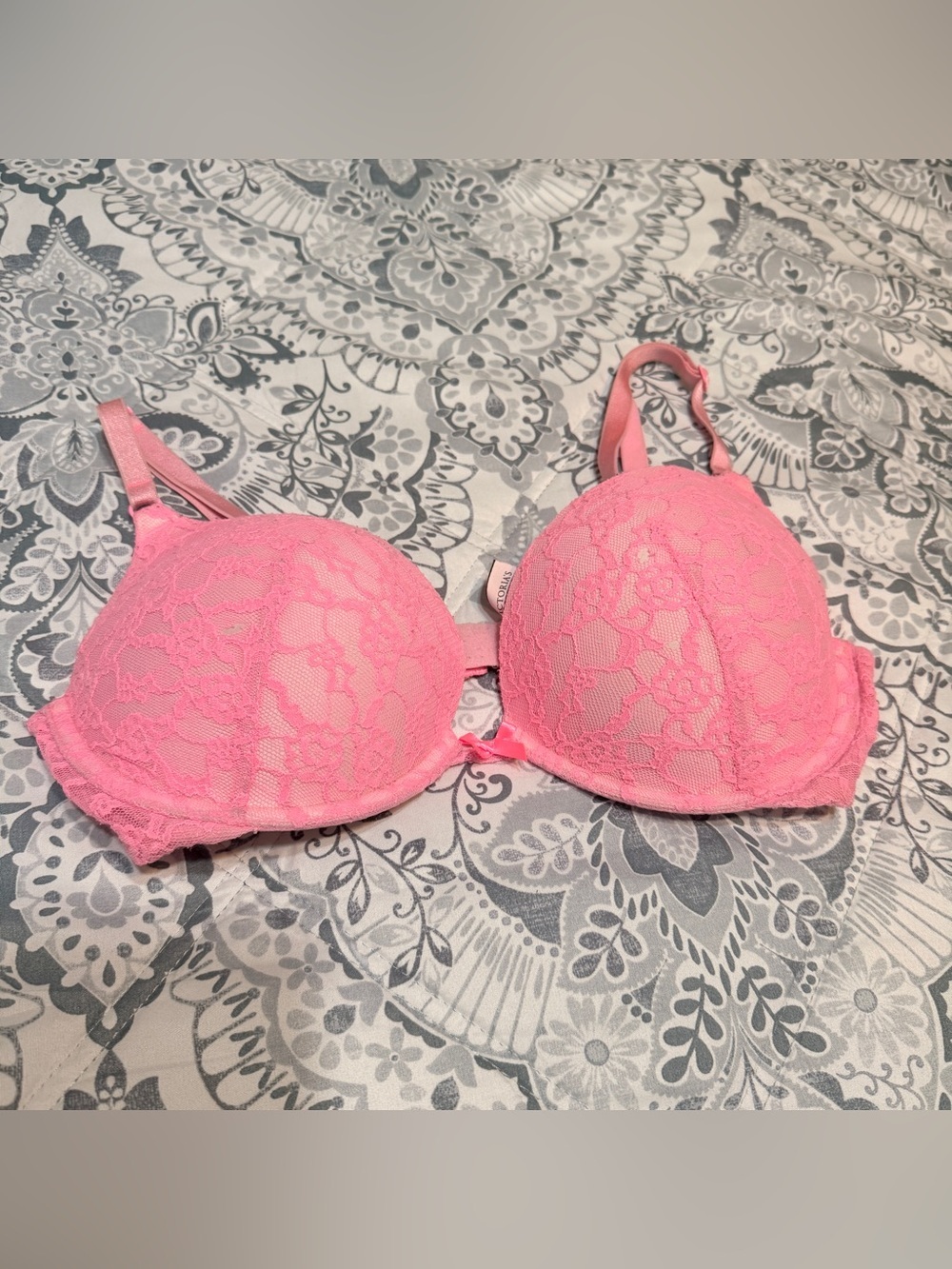 Victoria's Secret Pink Lace Push-Up Convertible Bra 34D Multi-Way